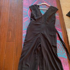 NWOT Banana Republic Classic Black jumper